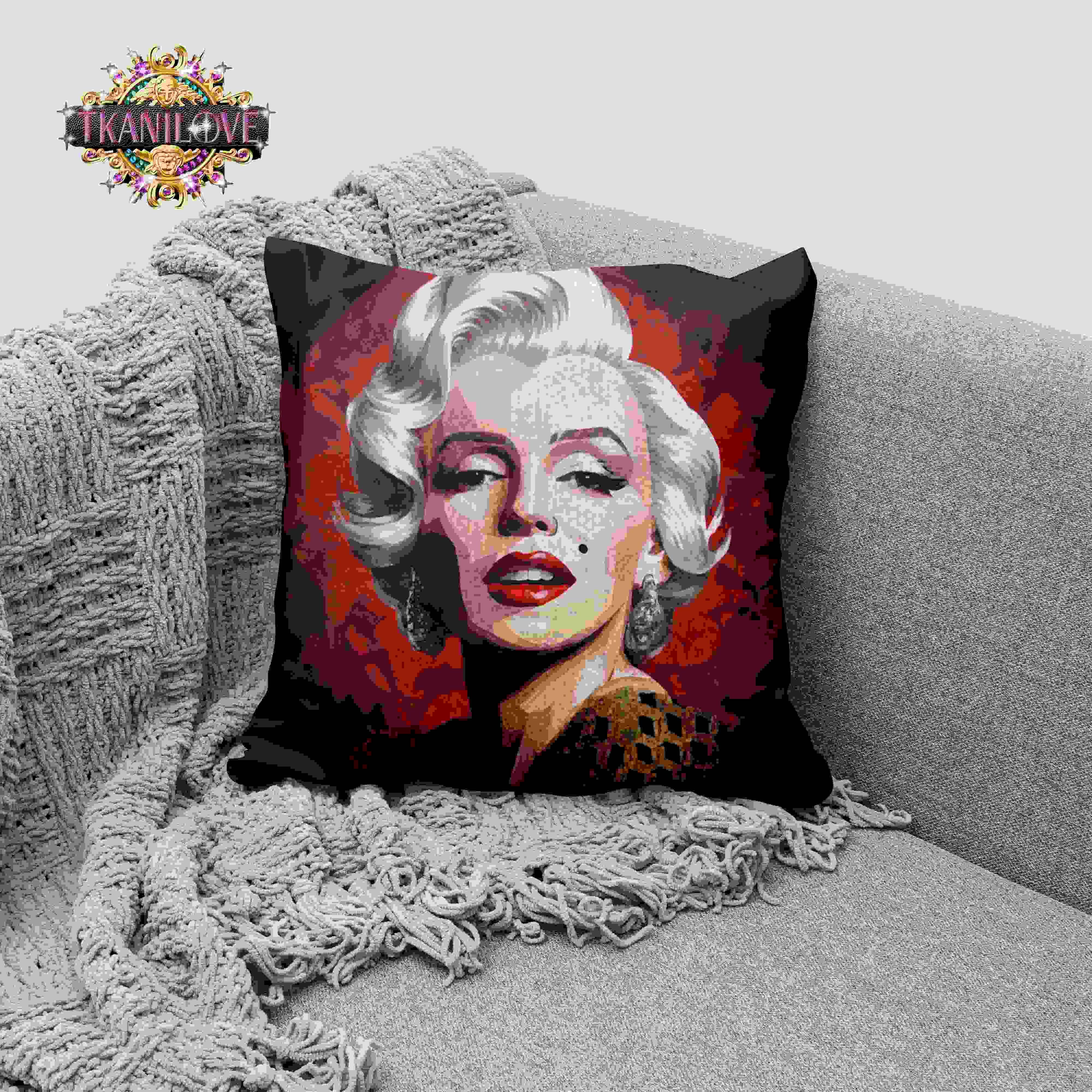 PODUSZKI OZDOBNE POP-ART